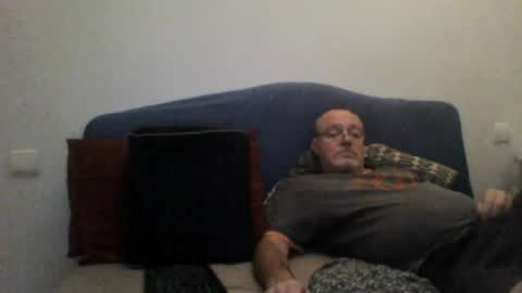 sirdon83 online show from 07/12/26, 06:04