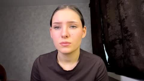 Snapshot of sirenapen chatting on 02/12/26, 12:27 Aurora online show from 02/12/26, 12:27