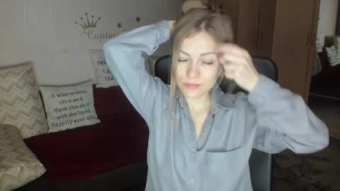 sirenasilk online show from 10/28/25, 03:10