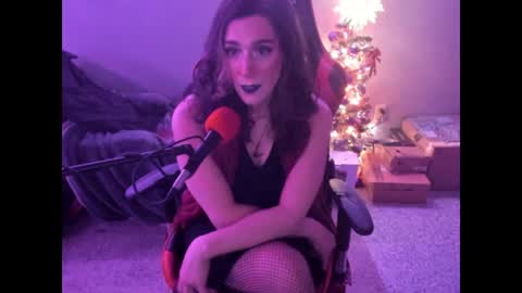 SirenSasha online show from 01/01/25, 03:13