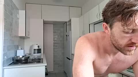 Giovanni online show from 10/11/25, 10:03