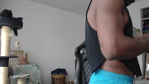 Snapshot of siriss_boyrag chatting on 01/16/25, 08:25 siriss_boyrag online show from 01/16/25, 08:25