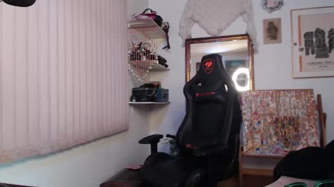 Snapshot of siriss_boyrag chatting on 02/28/25, 10:50 siriss_boyrag online show from 02/28/25, 10:50