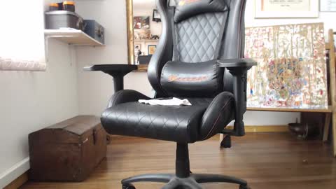 Snapshot of siriss_boyrag chatting on 03/01/25, 04:22 siriss_boyrag online show from 03/01/25, 04:22