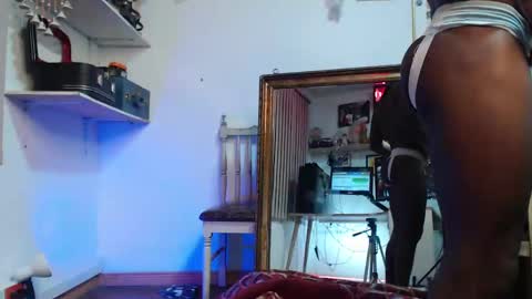 Snapshot of siriss_boyrag chatting on 03/07/25, 01:42 siriss_boyrag online show from 03/07/25, 01:42