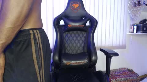 Snapshot of siriss_boyrag chatting on 09/22/25, 08:11 siriss_boyrag online show from 09/22/25, 08:11