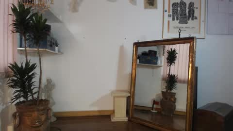 Snapshot of siriss_boyrag chatting on 10/02/25, 09:00 siriss_boyrag online show from 10/02/25, 09:00