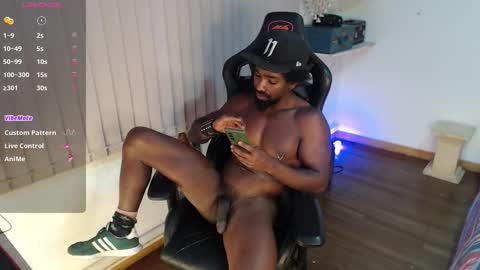 Snapshot of siriss_boyrag chatting on 12/04/25, 01:48 siriss_boyrag online show from 12/04/25, 01:48