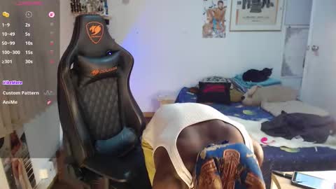 Snapshot of siriss_boyrag chatting on 12/14/25, 11:53 siriss_boyrag online show from 12/14/25, 11:53