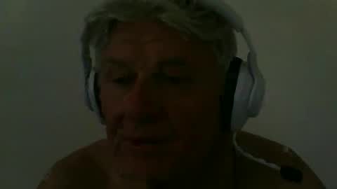 Snapshot of sirius2468 chatting on 06/01/26, 10:06 sirius2468 online show from 06/01/26, 10:06