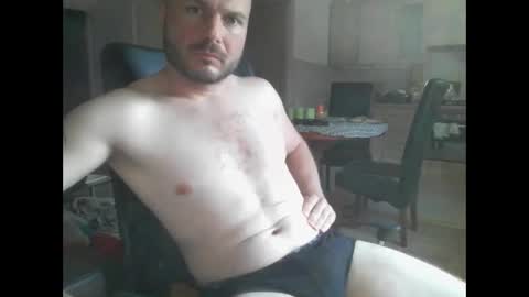 Snapshot of sirkrapek chatting on 04/24/26, 03:47 SirKrapek online show from 04/24/26, 03:47