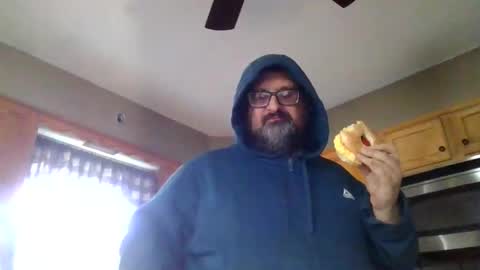 Snapshot of sirmike80 chatting on 03/26/26, 01:17 SirMike80 online show from 03/26/26, 01:17