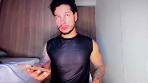 Snapshot of sirs_papi chatting on 04/05/26, 04:42 Call me papi online show from 04/05/26, 04:42