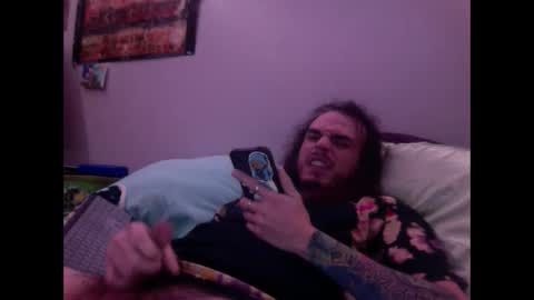 Snapshot of sirwook chatting on 12/17/24, 03:50 sirwook online show from 12/17/24, 03:50