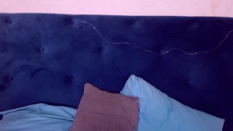 sisifire online show from 03/10/25, 02:48