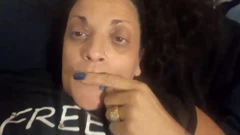 sismarie83 online show from 09/10/25, 12:54