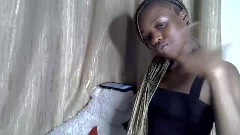 shannie online show from 11/28/25, 12:13