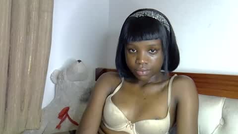 shannie online show from 12/15/25, 01:04