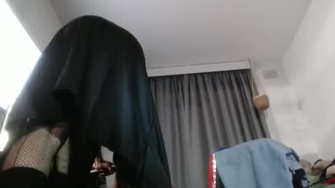 Snapshot of sissyboilooking chatting on 02/18/25, 08:03 RESPONDS WELL TO ... online show from 02/18/25, 08:03