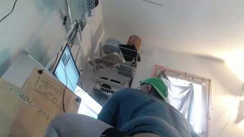 Snapshot of sissyboilooking chatting on 10/18/25, 12:35 RESPONDS WELL TO ... online show from 10/18/25, 12:35