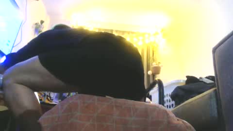 RESPONDS WELL TO ... online show from 12/19/25, 11:39