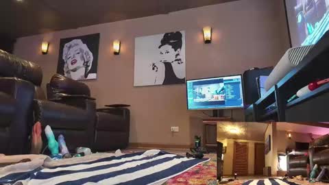 Snapshot of sissycdnatasha chatting on 10/14/25, 04:02 sissycdnatasha online show from 10/14/25, 04:02