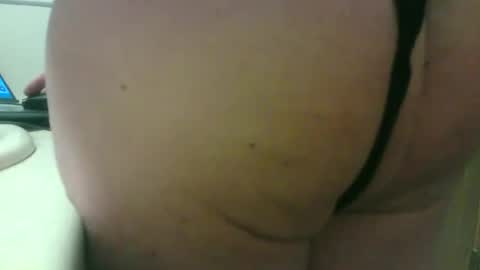 Snapshot of sissycrissy4545 chatting on 03/23/26, 05:11 sissycrissy4545 online show from 03/23/26, 05:11