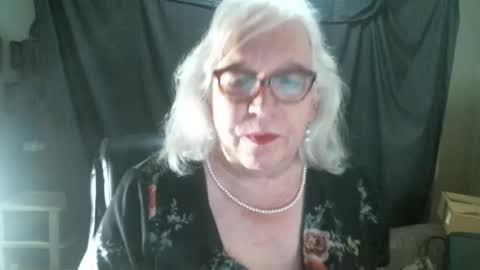 Snapshot of sissydianetx chatting on 03/01/25, 12:39 Sissy Diane online show from 03/01/25, 12:39