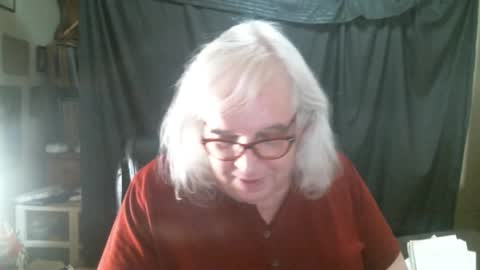 Snapshot of sissydianetx chatting on 10/20/25, 11:38 Sissy Diane online show from 10/20/25, 11:38