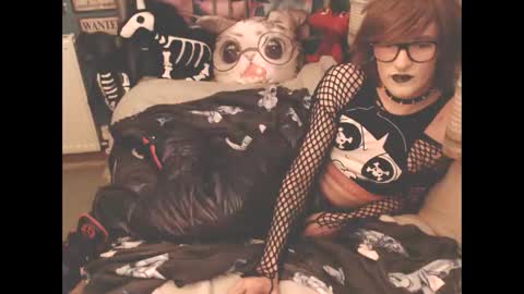 Snapshot of sissygothx chatting on 01/09/25, 02:01 SissyGothx online show from 01/09/25, 02:01