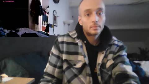 Snapshot of sissymisstress84 chatting on 12/01/24, 10:53 Michel online show from 12/01/24, 10:53