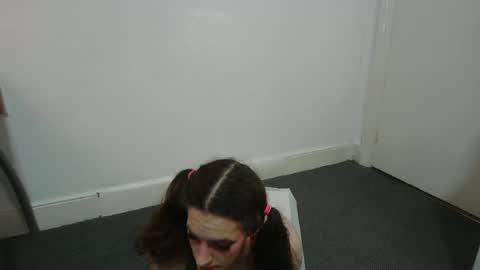 Snapshot of sissyp3n3lope chatting on 07/12/26, 12:12 sissyp3n3lope online show from 07/12/26, 12:12
