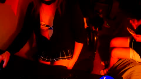 red online show from 09/14/25, 07:07