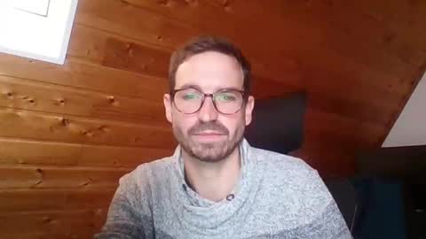 Snapshot of sissytoy35 chatting on 10/09/25, 08:34 sissytoy35 online show from 10/09/25, 08:34