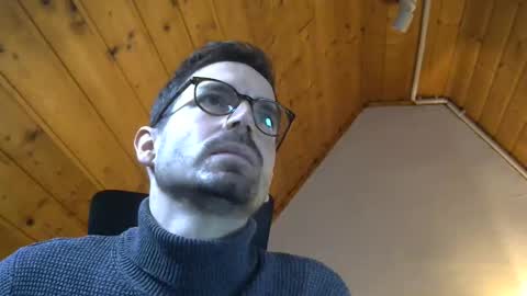 Snapshot of sissytoy35 chatting on 10/13/25, 07:19 sissytoy35 online show from 10/13/25, 07:19