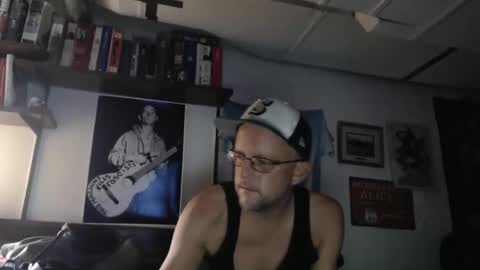 Snapshot of situationallefty chatting on 03/02/25, 05:23 Situational Lefty online show from 03/02/25, 05:23