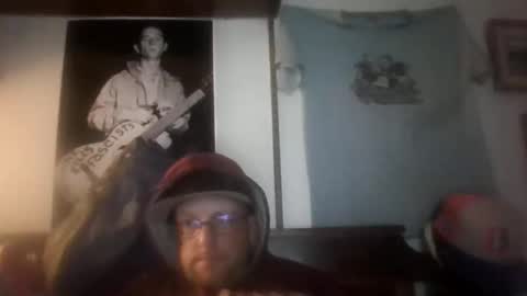 Snapshot of situationallefty chatting on 11/01/25, 06:26 Situational Lefty online show from 11/01/25, 06:26