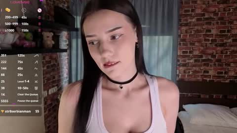 Snapshot of six6seven chatting on 03/31/26, 12:05 Lilly online show from 03/31/26, 12:05