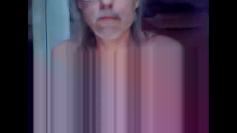 Snapshot of six_will_do chatting on 04/19/26, 10:45 Jimmy B online show from 04/19/26, 10:45