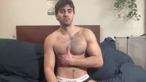 sixpacker_ online show from 09/09/25, 05:07