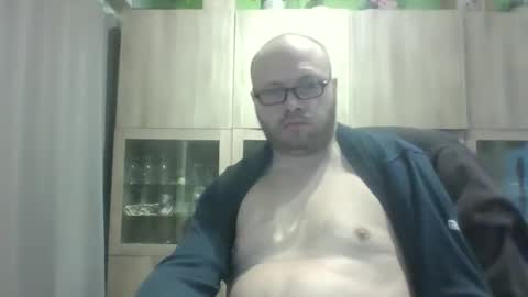 Snapshot of sixten113 chatting on 03/27/26, 07:03 sixten113 online show from 03/27/26, 07:03