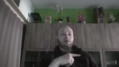 Snapshot of sixten113 chatting on 03/30/26, 12:39 sixten113 online show from 03/30/26, 12:39