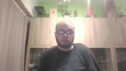 Snapshot of sixten113 chatting on 04/03/26, 04:27 sixten113 online show from 04/03/26, 04:27