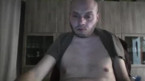 Snapshot of sixten113 chatting on 04/13/26, 05:07 sixten113 online show from 04/13/26, 05:07