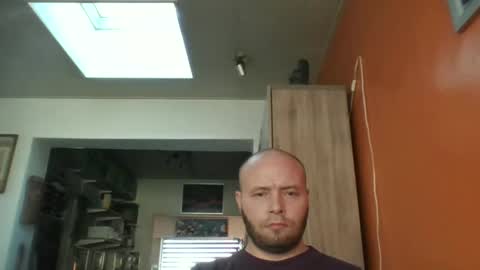 sixten19795 online show from 03/04/25, 12:22