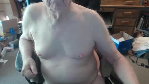 Snapshot of sjbottomboi chatting on 11/25/25, 07:03 sjbottomboi online show from 11/25/25, 07:03