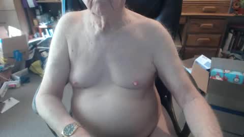 Snapshot of sjbottomboi chatting on 12/04/25, 07:11 sjbottomboi online show from 12/04/25, 07:11