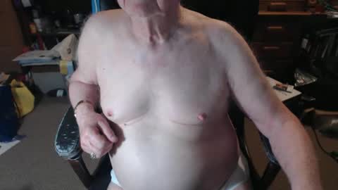 Snapshot of sjbottomboi chatting on 03/31/26, 02:46 sjbottomboi online show from 03/31/26, 02:46