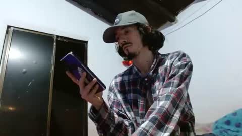 Snapshot of sk8sir chatting on 07/15/26, 09:20 sk8sir online show from 07/15/26, 09:20