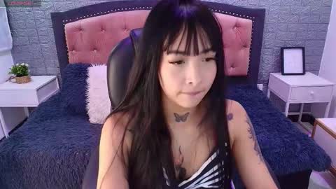 Snapshot of skadhi_ chatting on 03/20/26, 07:52 Skadhi online show from 03/20/26, 07:52